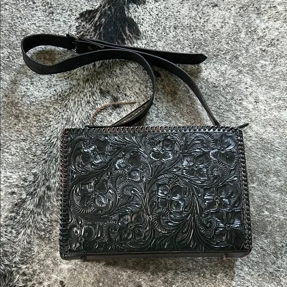 American Darling Black Floral Embossed Crossbody Bag - Picture 1 of 6